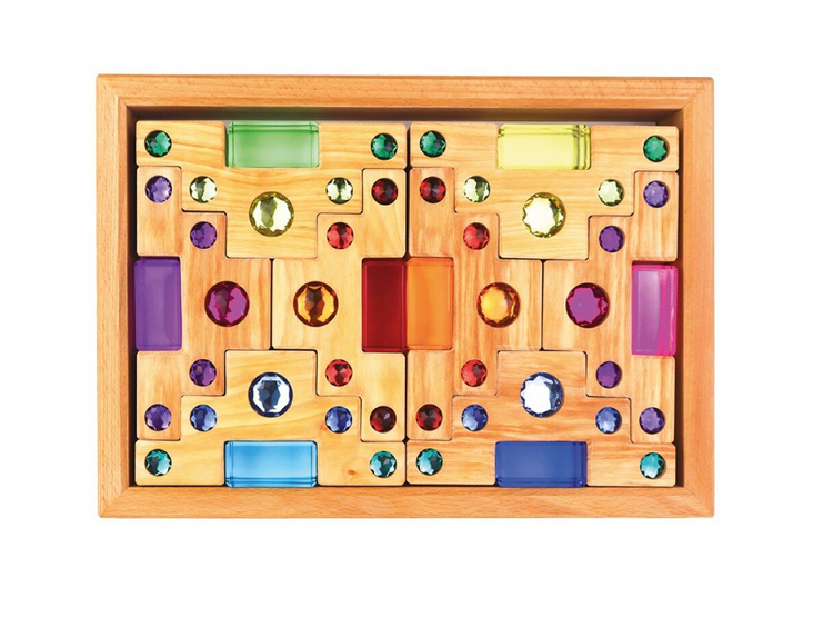 Farbtreppen mit Funkelsteine und Lichtbauquadern